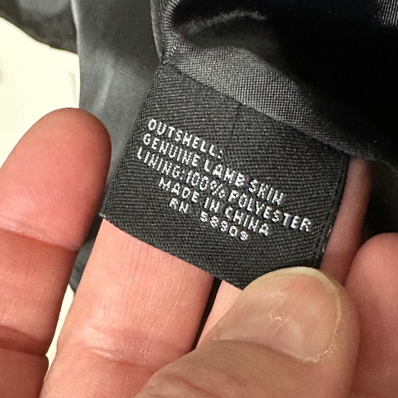 Like New Roundtree & Yorke Men’s Lamb Skin Jacket Size XL - Picture 8 of 8